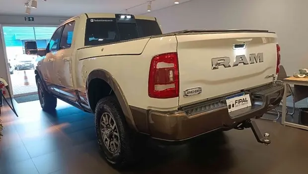 Ram 3500 6.7 I6 TURBO DIESEL LIMITED LONGHORN CD 4X4 AUTOMÁTICO