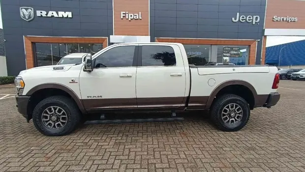 Ram 3500 6.7 I6 TURBO DIESEL LIMITED LONGHORN CD 4X4 AUTOMÁTICO