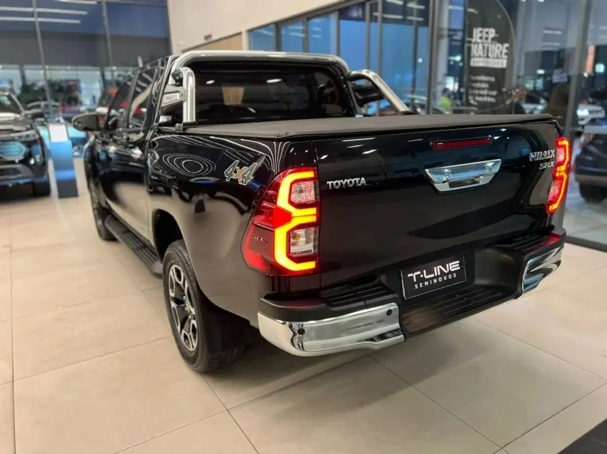 galeria HILUX