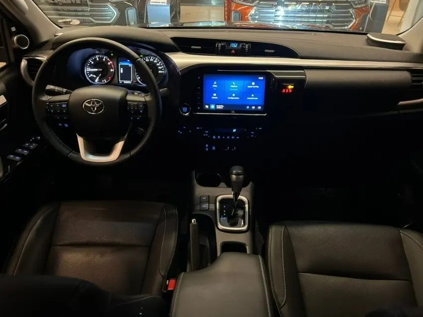 galeria HILUX