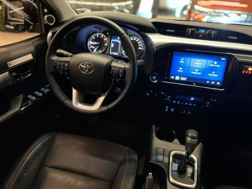 galeria HILUX