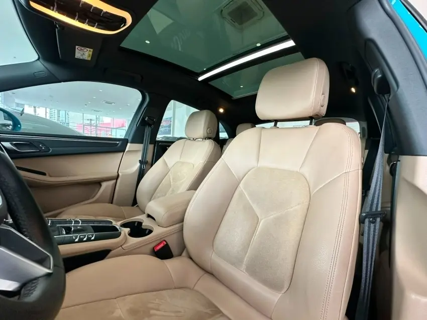 galeria MACAN
