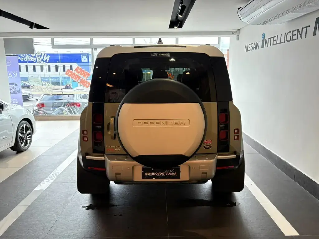 galeria DEFENDER