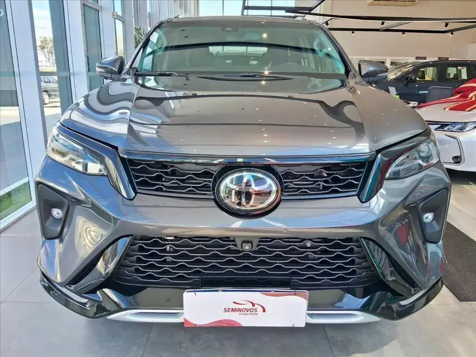 Hilux Sw4 2.8 D-4D Turbo Diesel Srx Platinum 7L 4X4 Automático