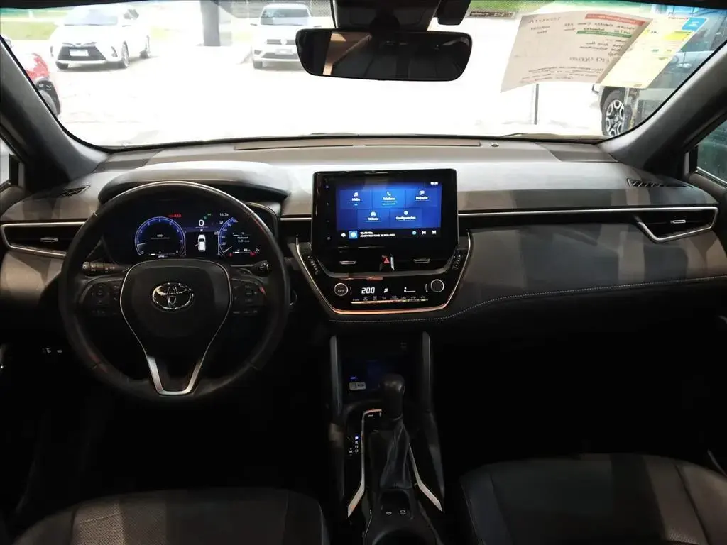 galeria COROLLA CROSS