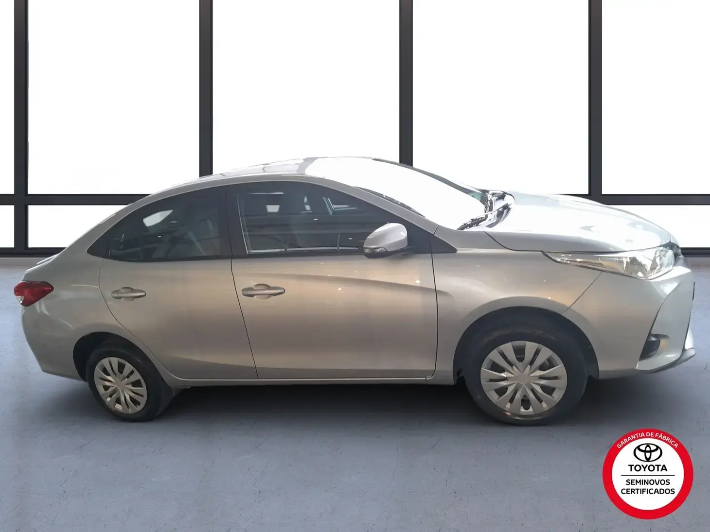 galeria Yaris Sedan