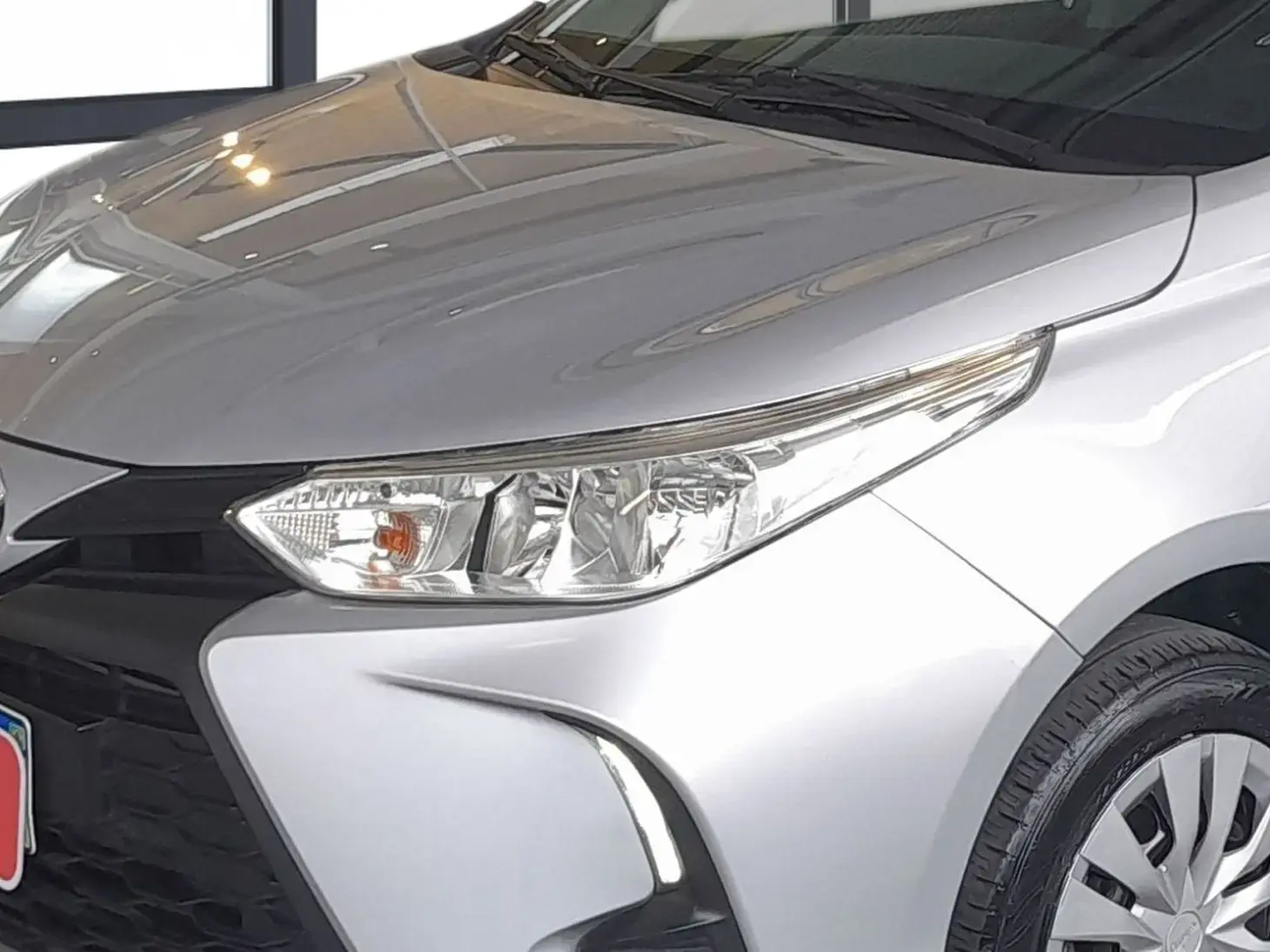 galeria Yaris Sedan