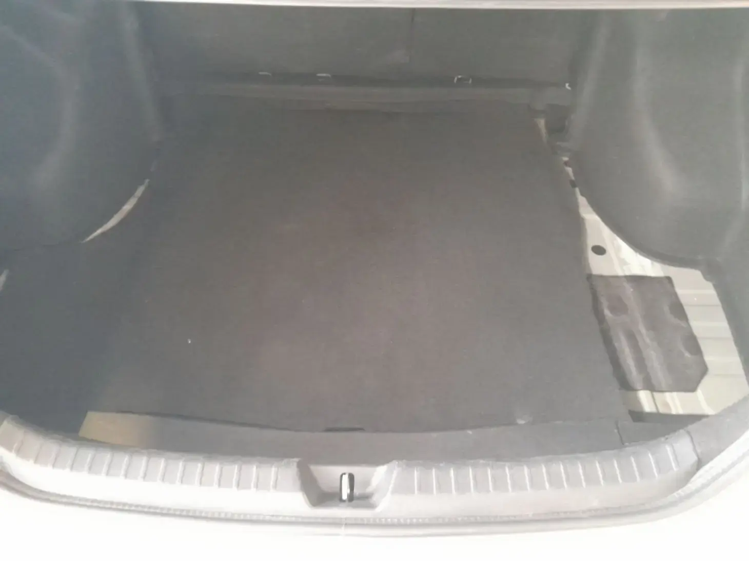 galeria Yaris Sedan