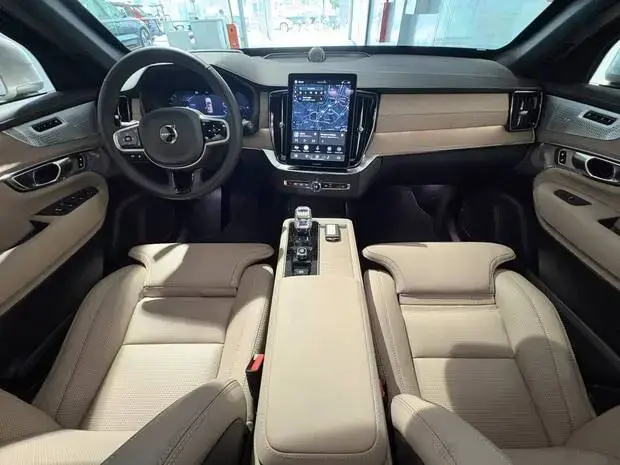 Volvo XC90 Ultra PHEV