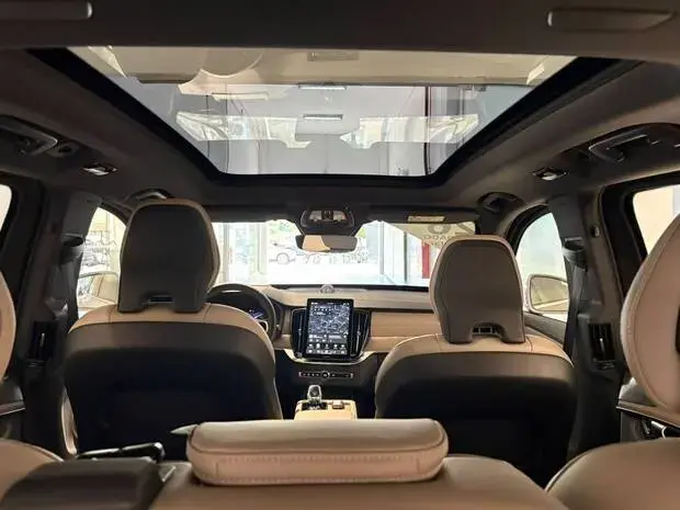 Volvo XC90 Ultra PHEV