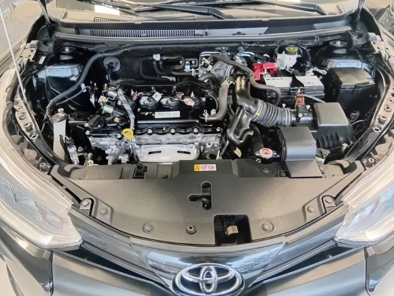 galeria Yaris Sedan