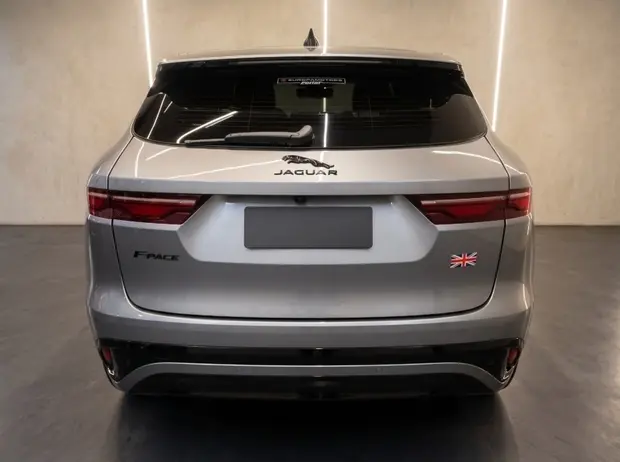 Jaguar F-PACE 2.0 P400e PHEV R-DYNAMIC SE AWD AUTOMÁTICO