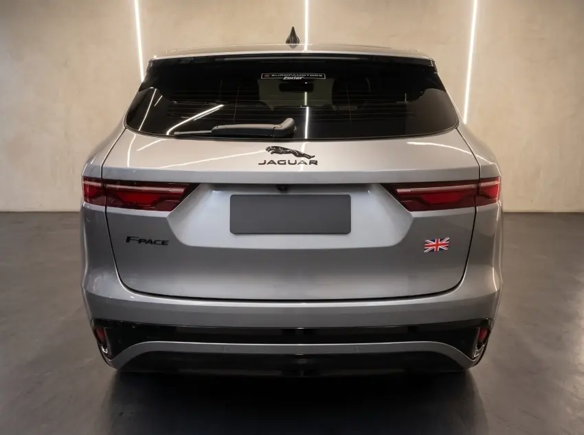 galeria F-PACE