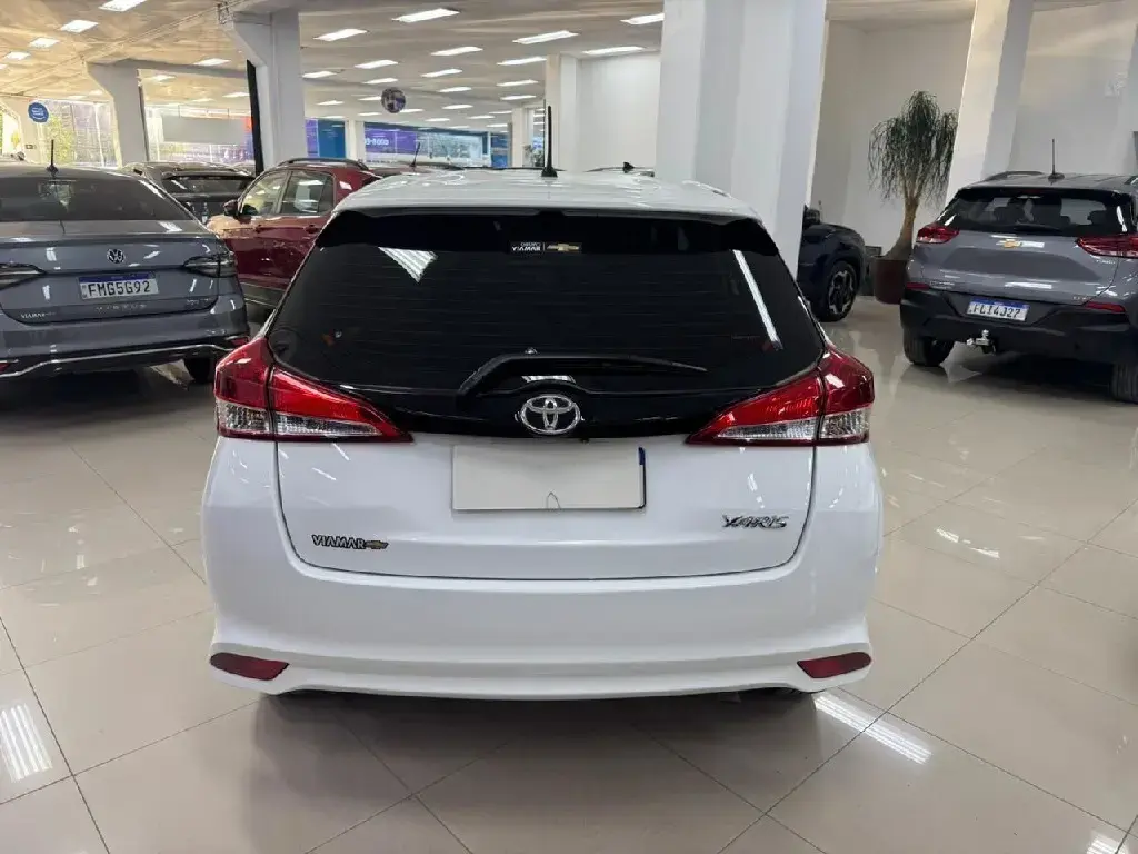 galeria YARIS