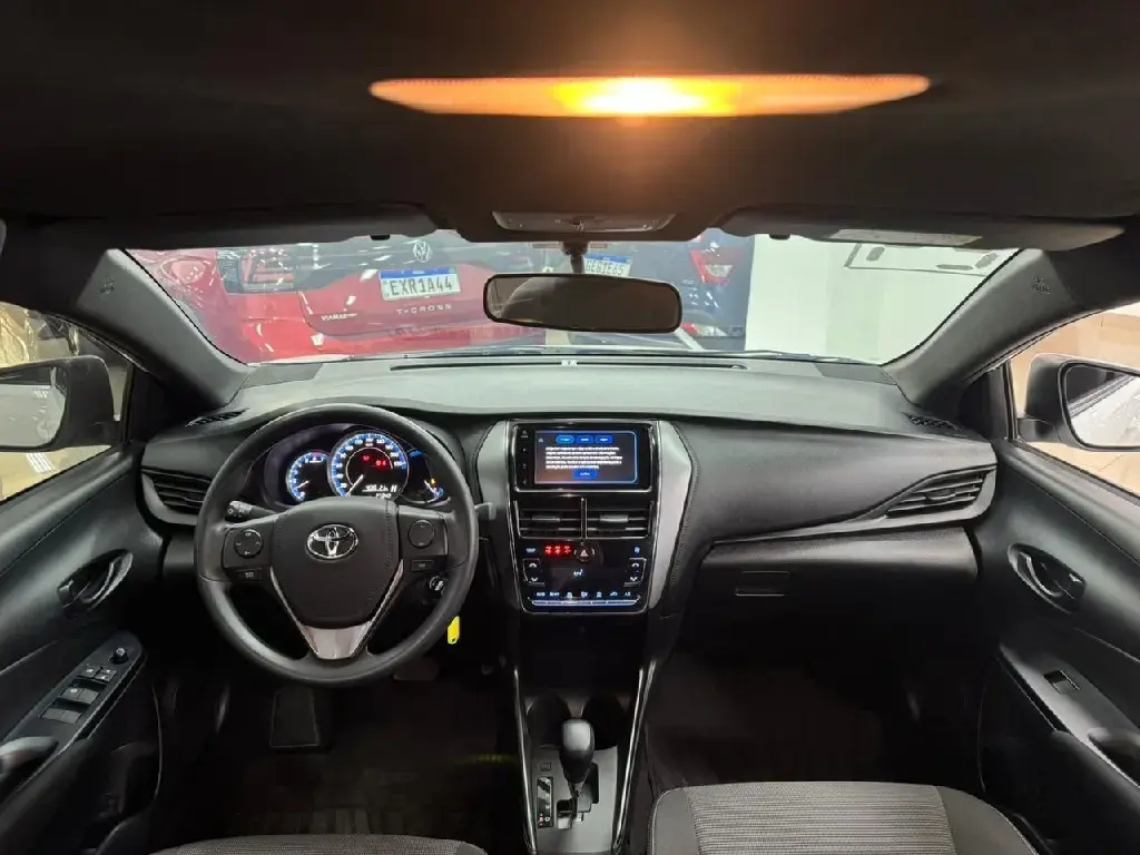 galeria YARIS