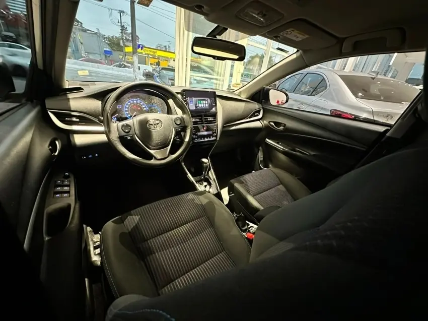 galeria YARIS
