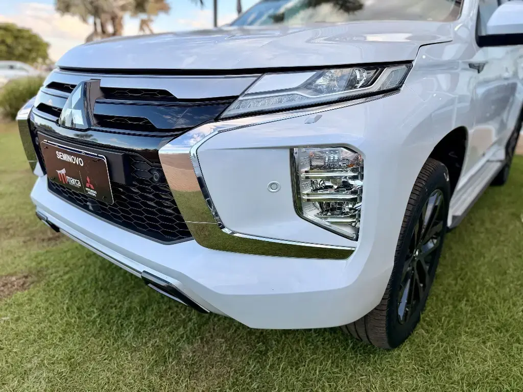 galeria PAJERO SPORT