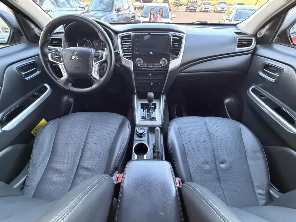 galeria L200 TRITON