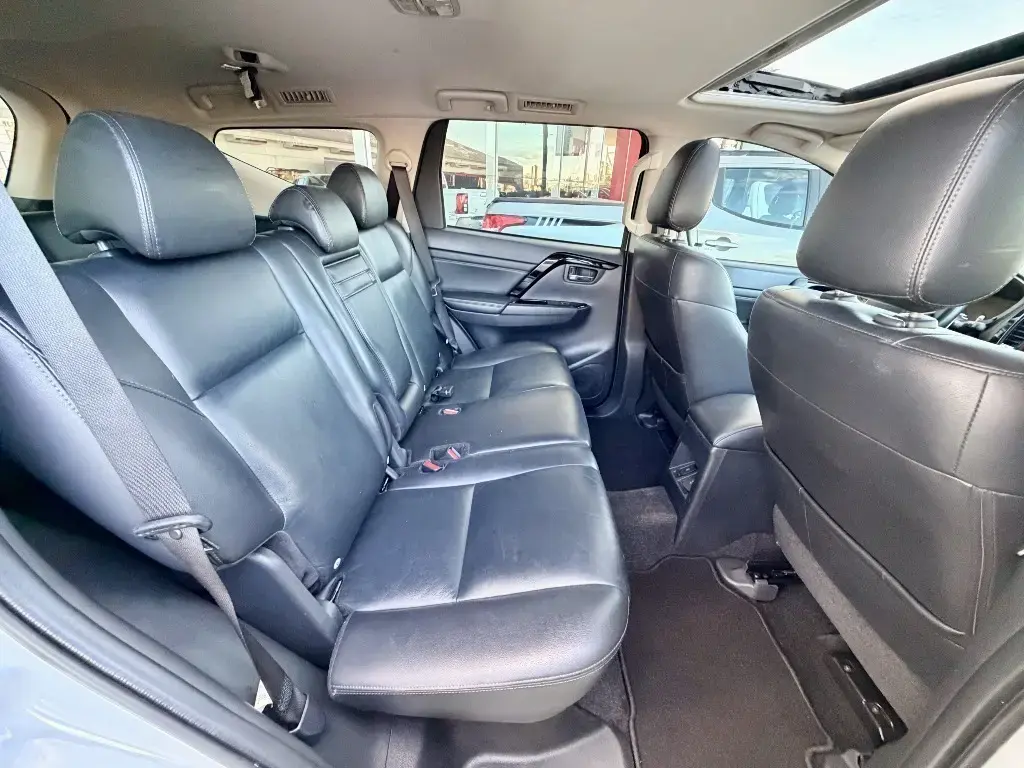 galeria PAJERO SPORT