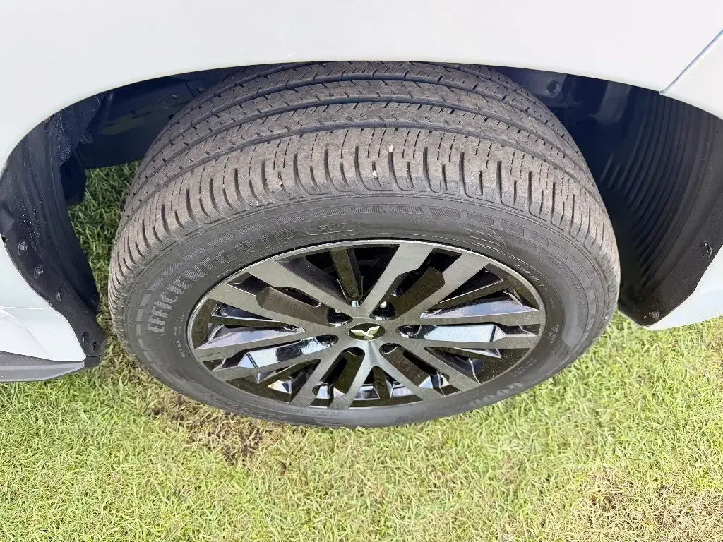 galeria PAJERO SPORT