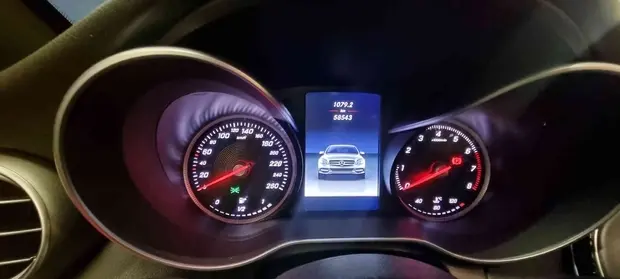 Mercedes Benz C 300 2.0 CGI GASOLINA SPORT 9G-TRONIC