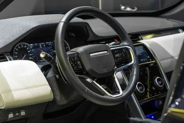 Land Rover DISCOVERY SPORT 2.0 D200 TURBO DIESEL MHEV R-DYNAMIC SE AUTOMÁTICO