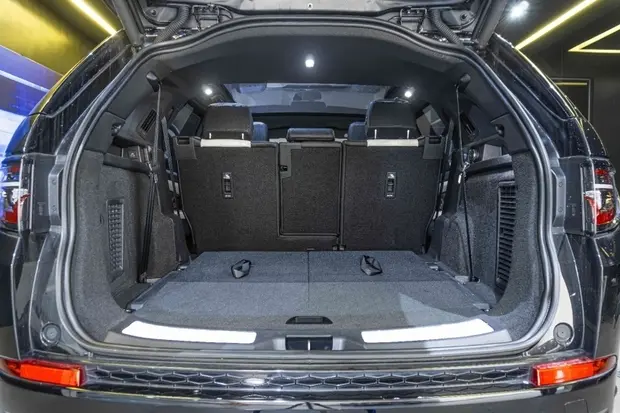 Land Rover DISCOVERY SPORT 2.0 D200 TURBO DIESEL MHEV R-DYNAMIC SE AUTOMÁTICO