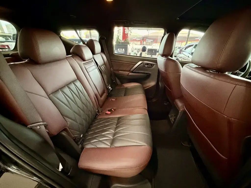 galeria PAJERO SPORT