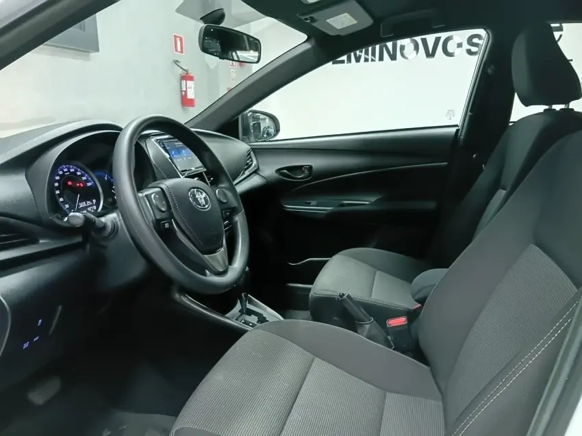 galeria YARIS