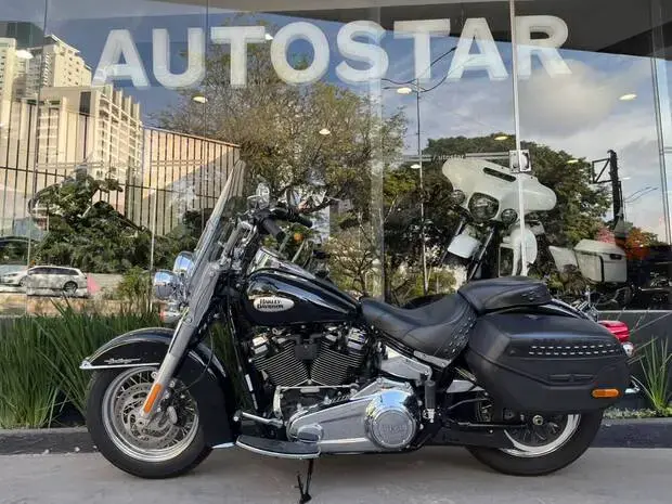 Harley Davidson Heritage Classic FLHC/FLHCS