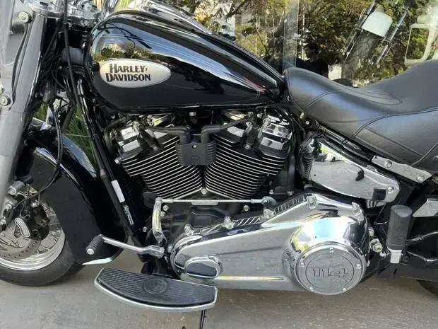 Harley Davidson Heritage Classic FLHC/FLHCS