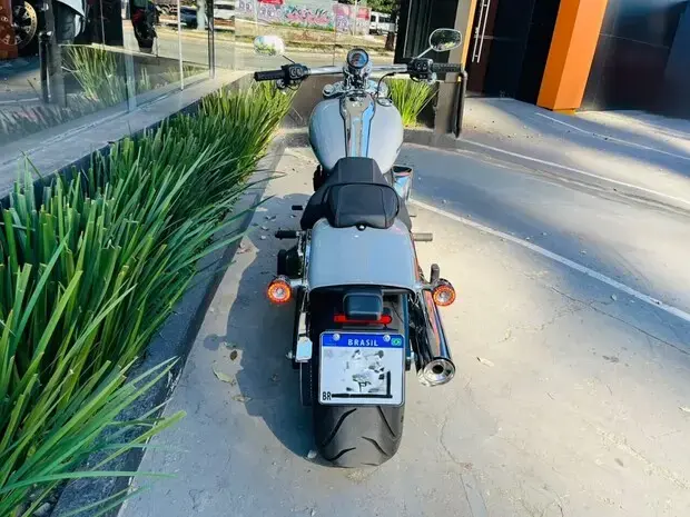 Harley Davidson Breakout FXBR
