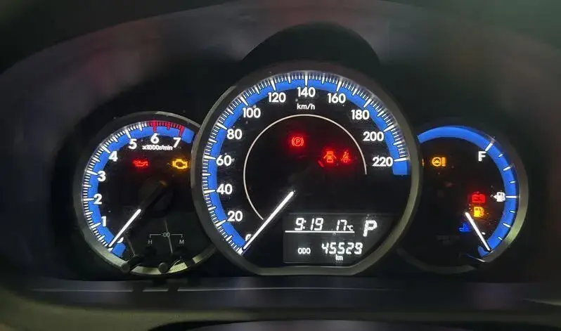 galeria Yaris Sedan