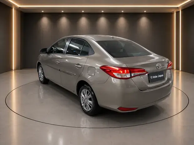 Toyota YARIS 1.5 16V FLEX SEDAN XL PLUS TECH MULTIDRIVE