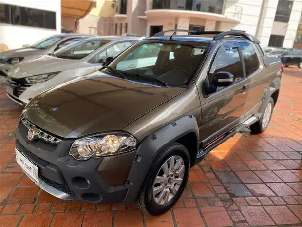 Fiat STRADA 1.8 MPI ADVENTURE CD 16V FLEX 3P MANUAL