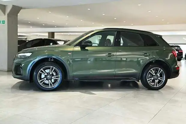 Audi Q5 Perf. Black 2.0 TFSIe S.Tr. Qt (Hib.)