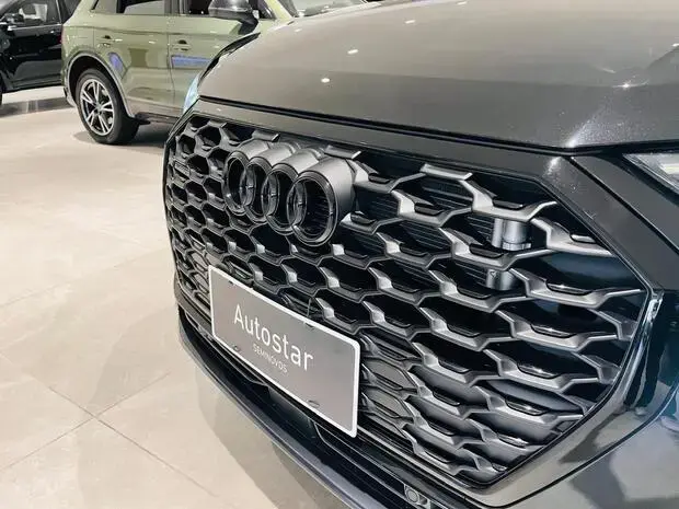 Audi Q3 Sportback Performance Black 2.0