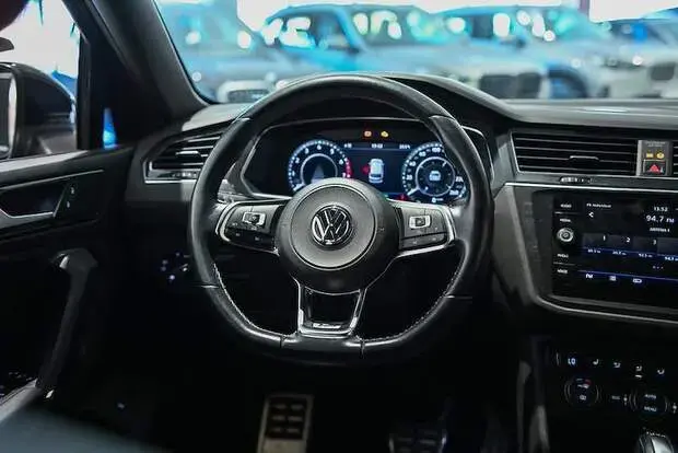Volkswagen Tiguan 2.0 350 TSI Allspace R-Line 4WD