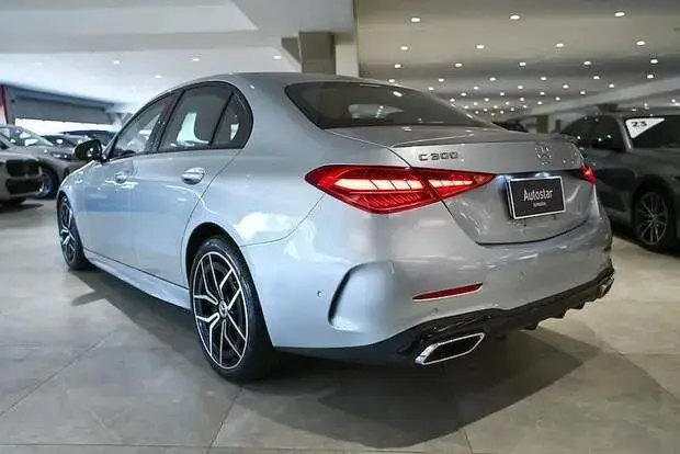 Mercedes Benz C 300 AMG Line 2.0 TB (Aut.) (Híb.)