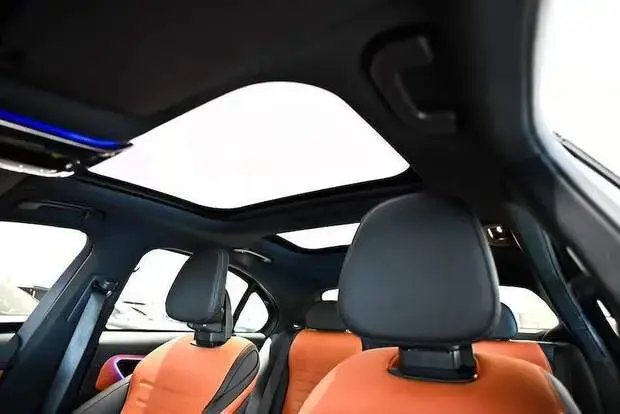 Mercedes Benz C 300 AMG Line 2.0 TB (Aut.) (Híb.)