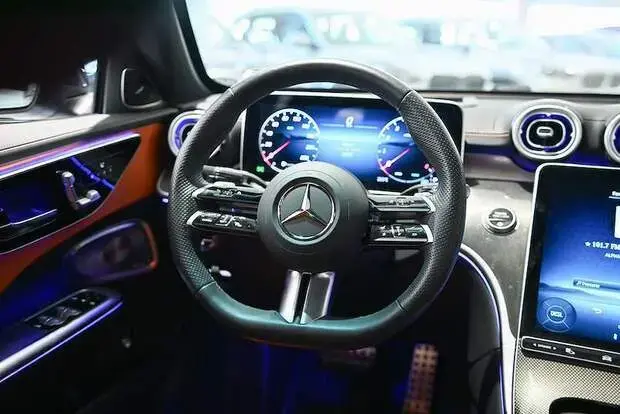 Mercedes Benz C 300 AMG Line 2.0 TB (Aut.) (Híb.)