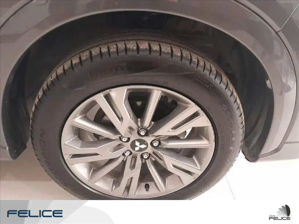 galeria ECLIPSE CROSS