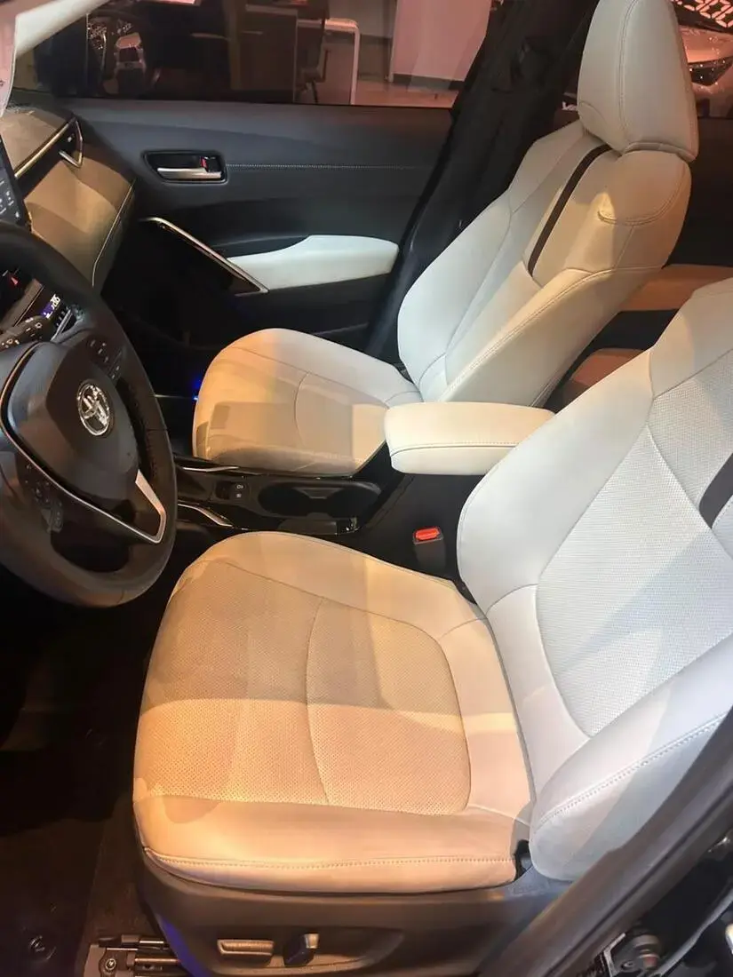 galeria COROLLA CROSS