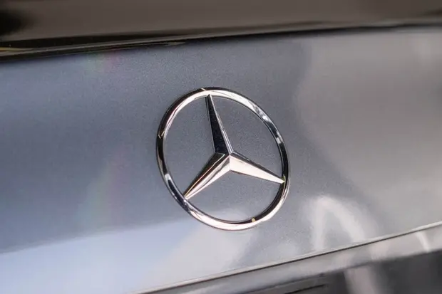Mercedes Benz C 200 1.5 EQ BOOST HÍBRIDO AMG LINE 9G-TRONIC