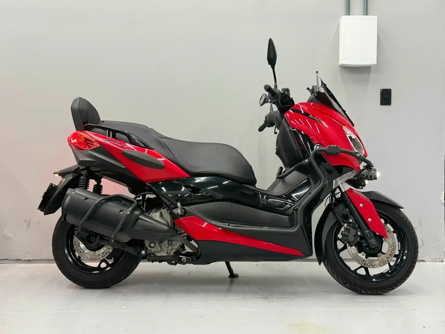 galeria XMAX 250 ABS