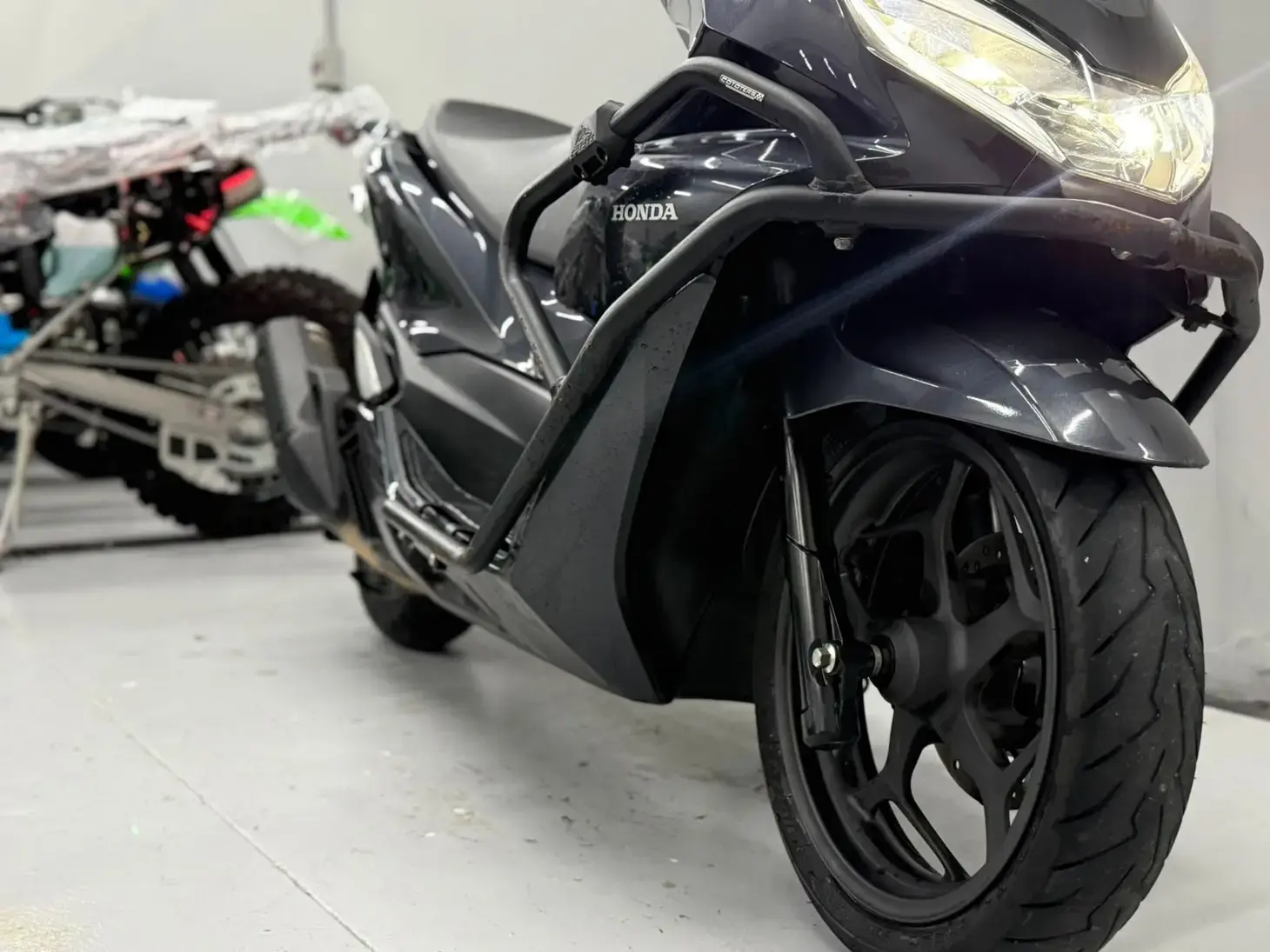 galeria PCX 160