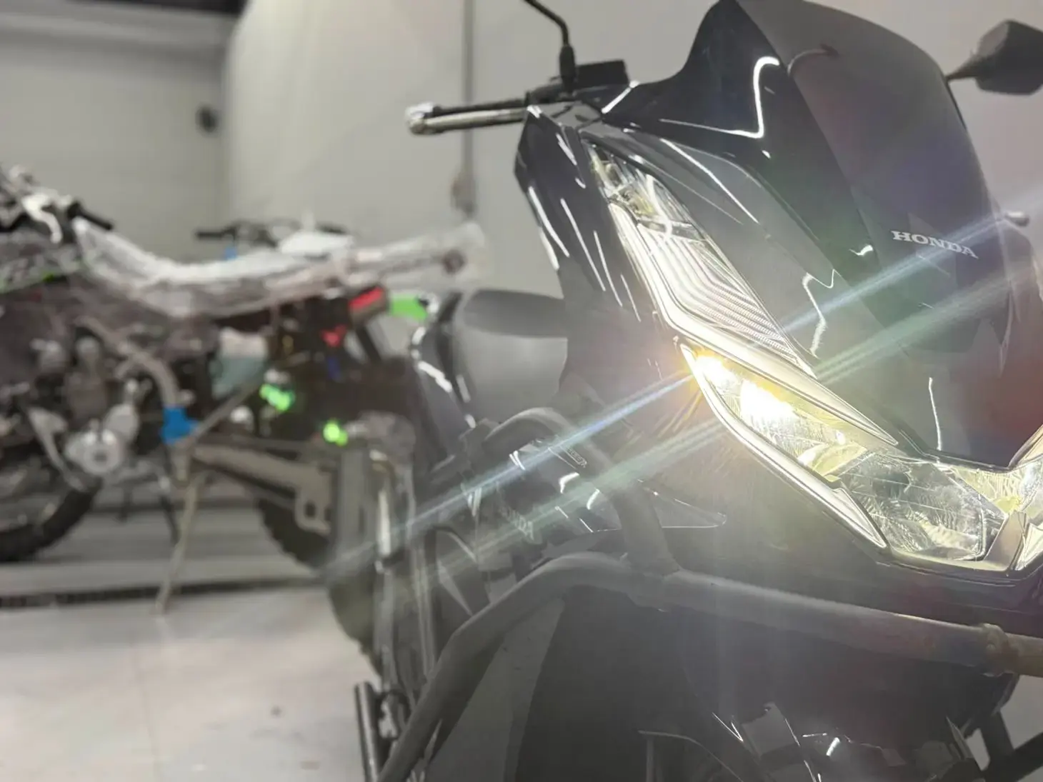galeria PCX 160