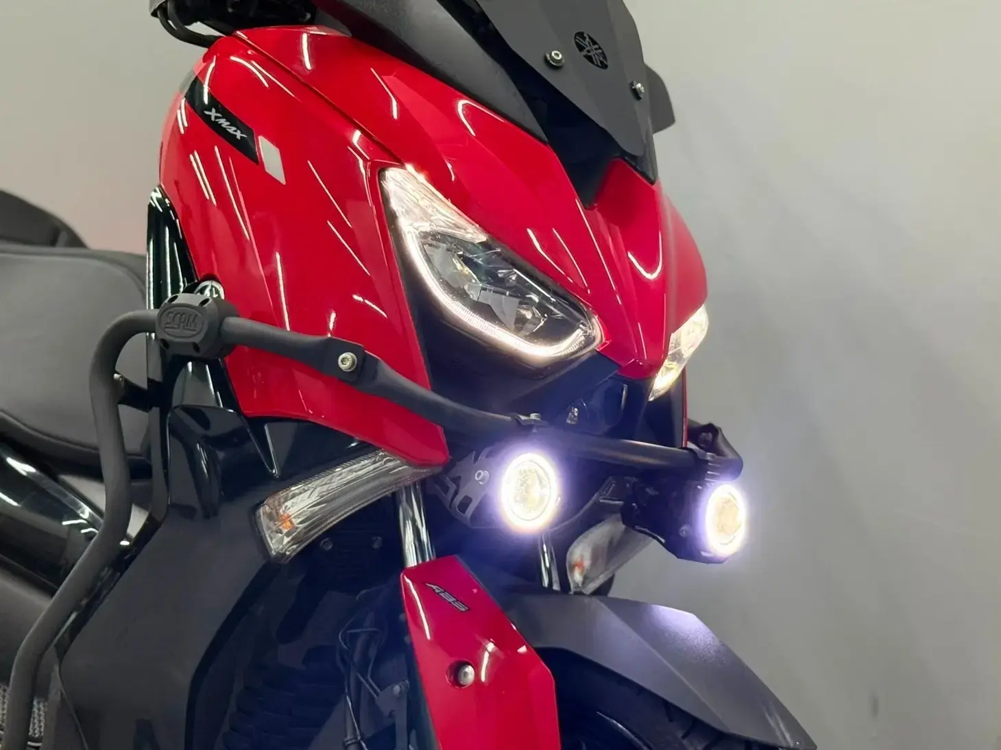 galeria XMAX 250 ABS