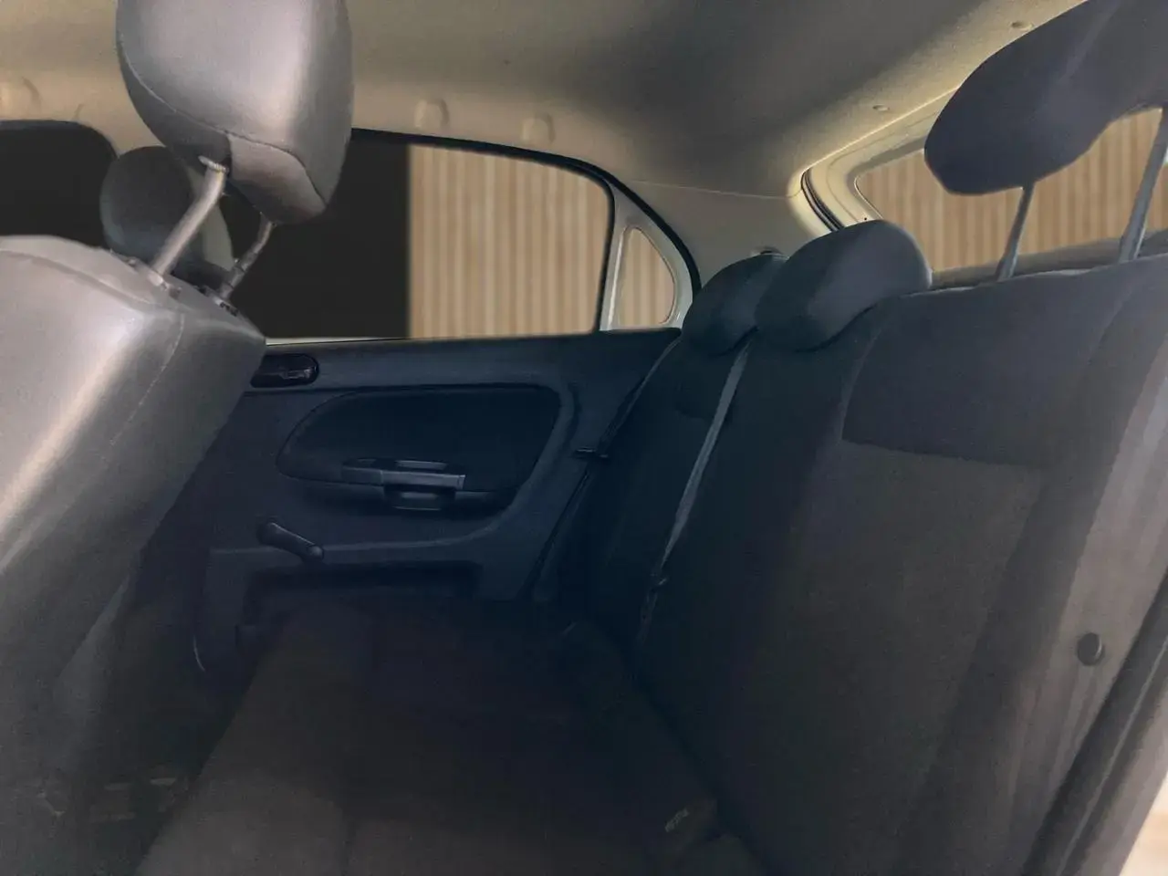 galeria Gol 1.0 Flex 12V 5p