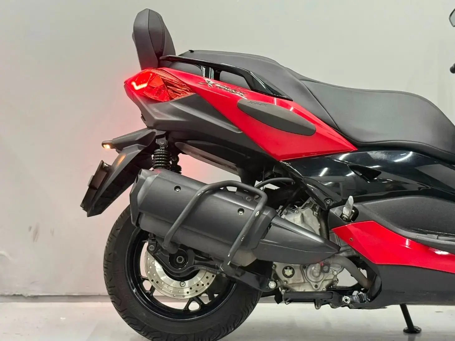 galeria XMAX 250 ABS